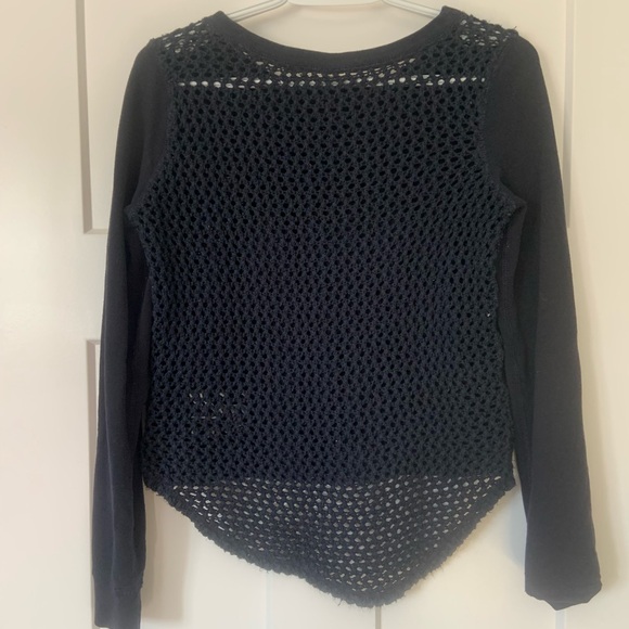 Hollister crochet back long sleeve sweater size xs fits small to medium - Picture 4 of 4